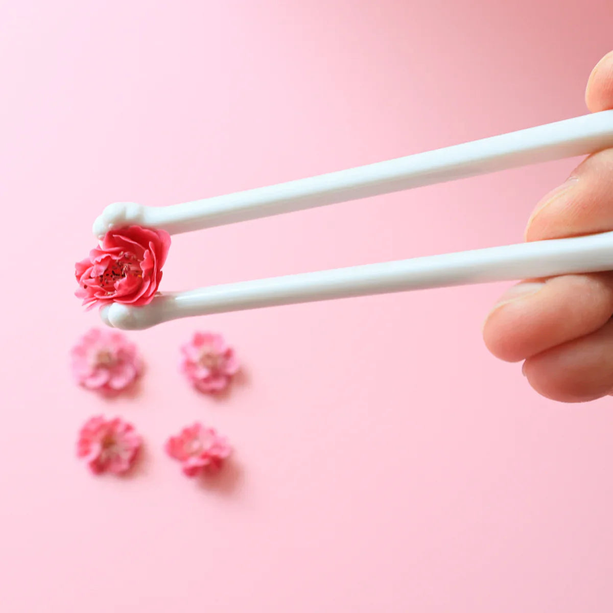 Cat Chopsticks 💕 - Tophatter Daily Deals